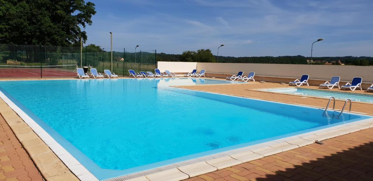 Mobil Home Xxl2 4 Chambres - Camping De Maillac Sainte-Nathalene ภายนอก รูปภาพ